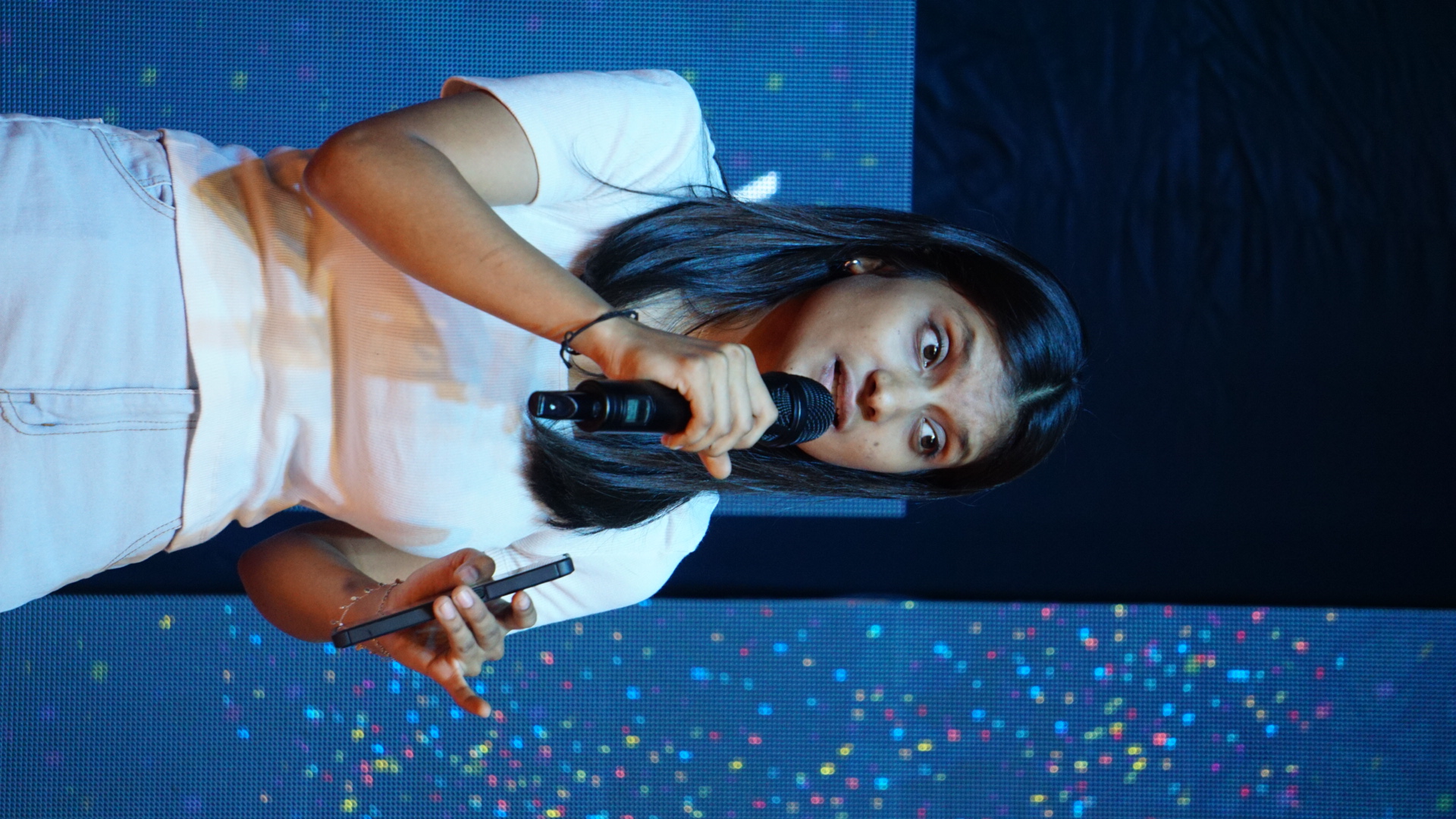 Singing Gallery Image 2